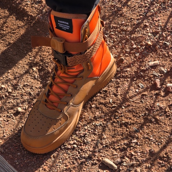 Custom hightops, size 11 (BRAND NEW ONLY WORN A FEW TIMES BEFORE SNOW) - Picture 3 of 3